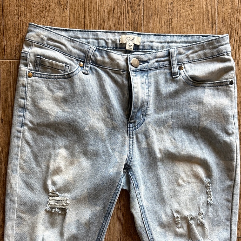 Easel Light Blue Skinny Jeans